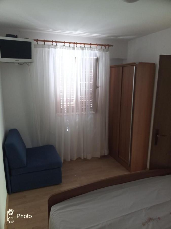 Kontin 2 Daire Stari Grad  Dış mekan fotoğraf